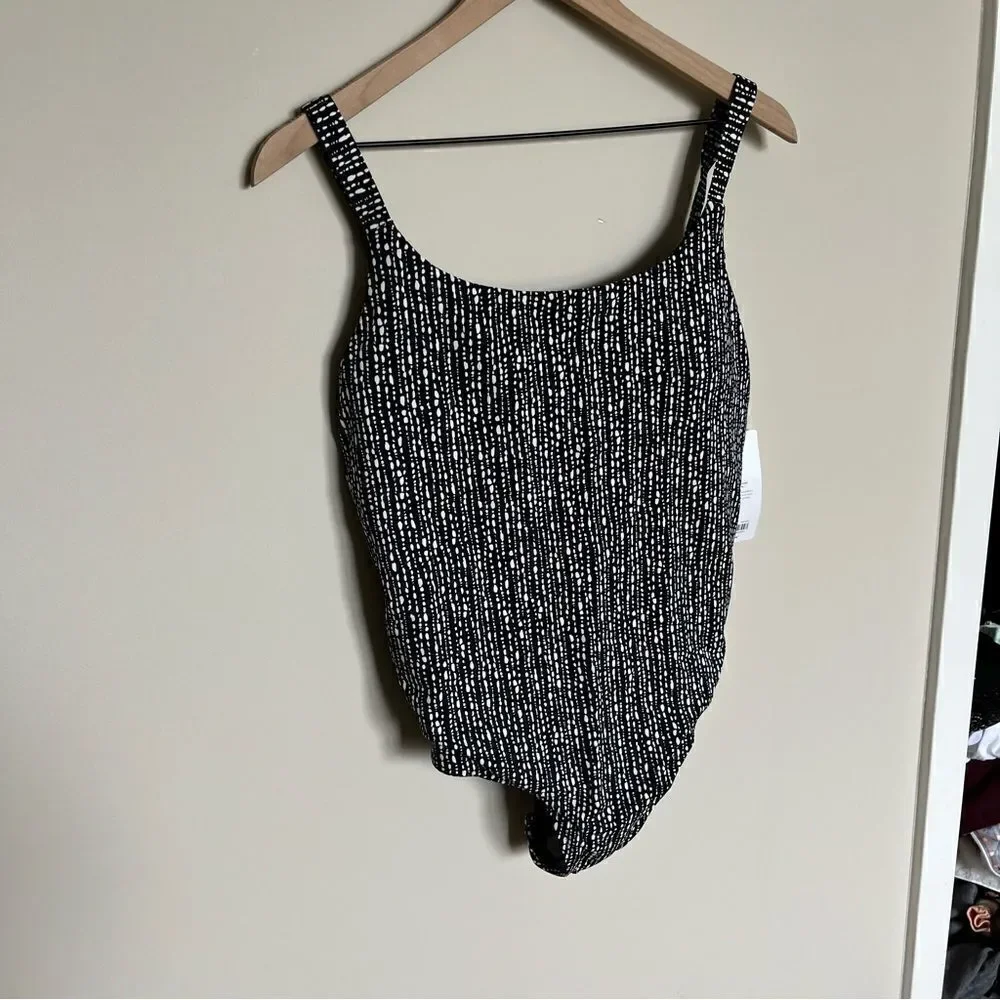 Athleta Hermosa One Piece Swimsuit